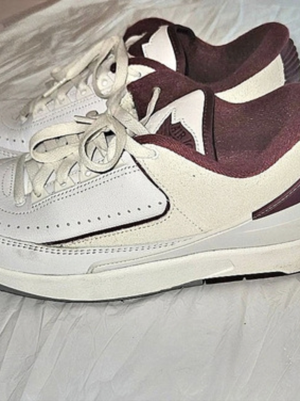 Nike Air Jordan 2 Retro Low Sneakers White & Burgundy US 8.5